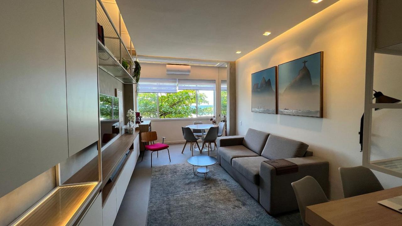 Moderno Frente Mar De Copacabana Apartamento